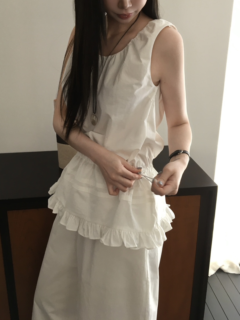 LEGACY韓國直郵實拍女裝新品人氣熱賣26春夏吊帶背心荷葉邊LEGACY吊帶/背心