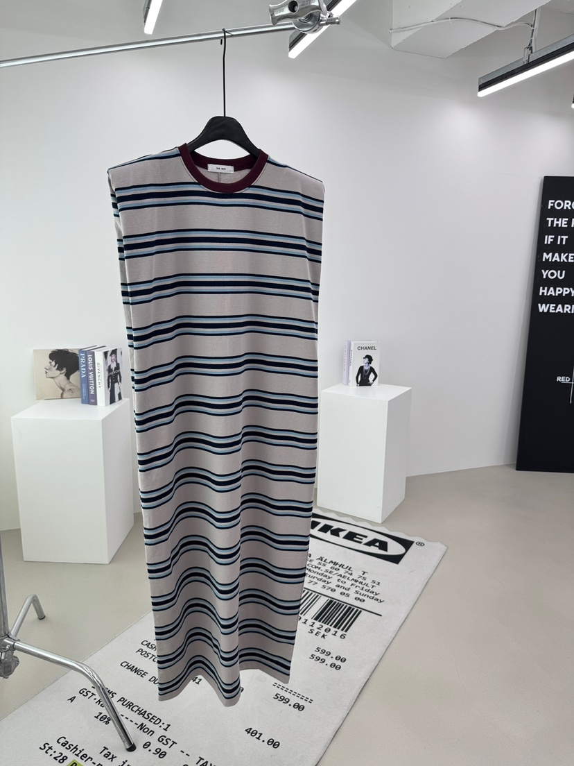 RED-A韓國東大門代購女裝新款26春夏26夏季推薦連衣裙條紋RED-A連衣裙圖色1