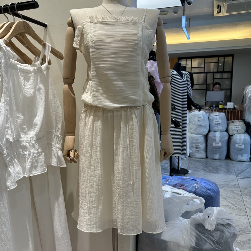 ARC韓國直郵女裝新款26春夏人氣職業26夏季時尚熱賣連衣裙ARC EN CIEL連衣裙圖色1