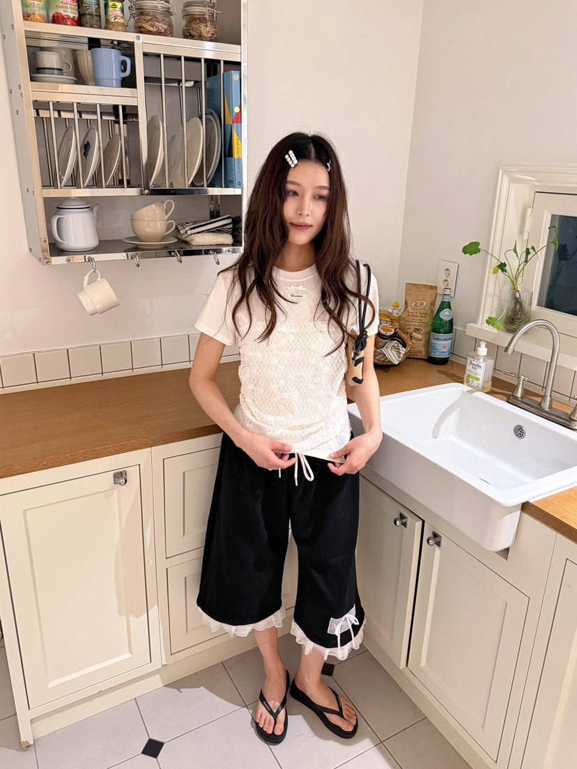 BOUTIQUE-L韓國直郵女士新款26夏季時尚休閑熱賣短褲蕾絲BOUTIQUE-L短褲