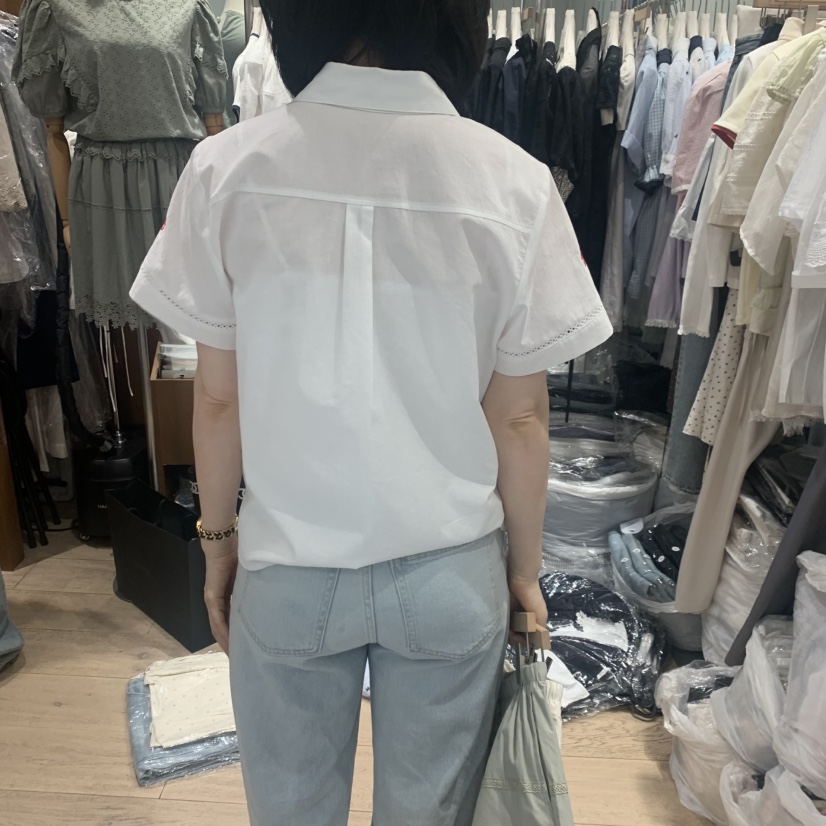 OGI韓國直郵女士新款人氣時尚26夏季職業26春夏襯衫蕾絲衫刺繡FLat OGI襯衫/蕾絲衫