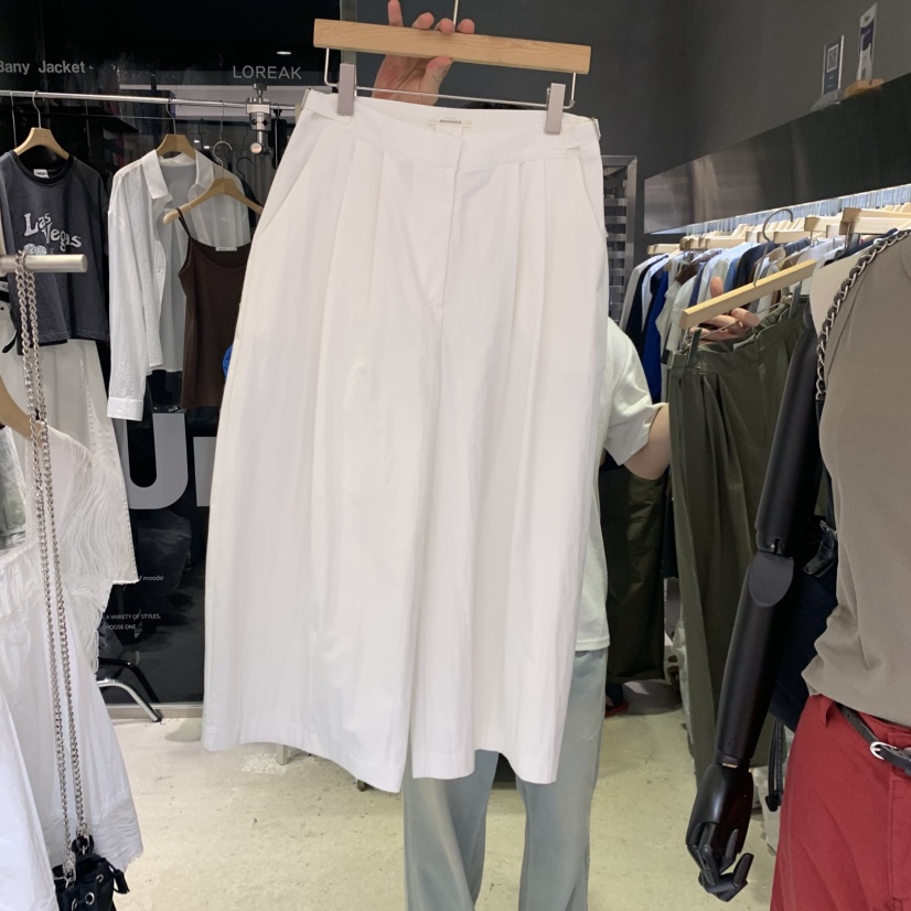 BANY ANCO韓國東大門代購女裝新品推薦人氣26春夏熱賣短褲BANY ANCO短褲圖色1