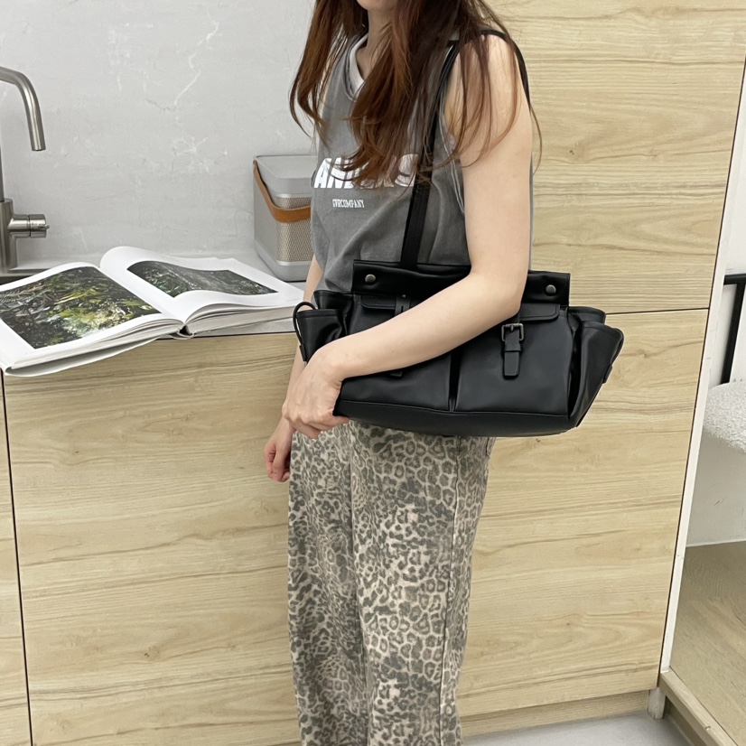 J PLACE韓國代購女裝新品26夏季休閑26春夏推薦單肩斜跨包J PLACE單肩/斜跨包