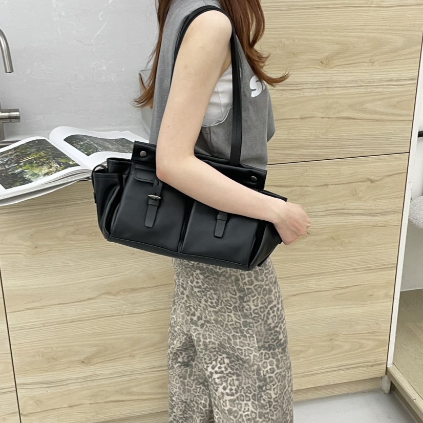 J PLACE韓國代購女裝新品26夏季休閑26春夏推薦單肩斜跨包J PLACE單肩/斜跨包