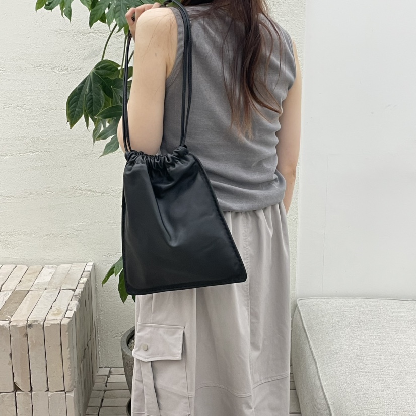 J PLACE韓國直郵女裝新款職業時尚26夏季人氣單肩斜跨包J PLACE單肩/斜跨包