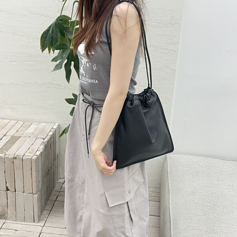 J PLACE韓國直郵女裝新款職業時尚26夏季人氣單肩斜跨包J PLACE單肩/斜跨包