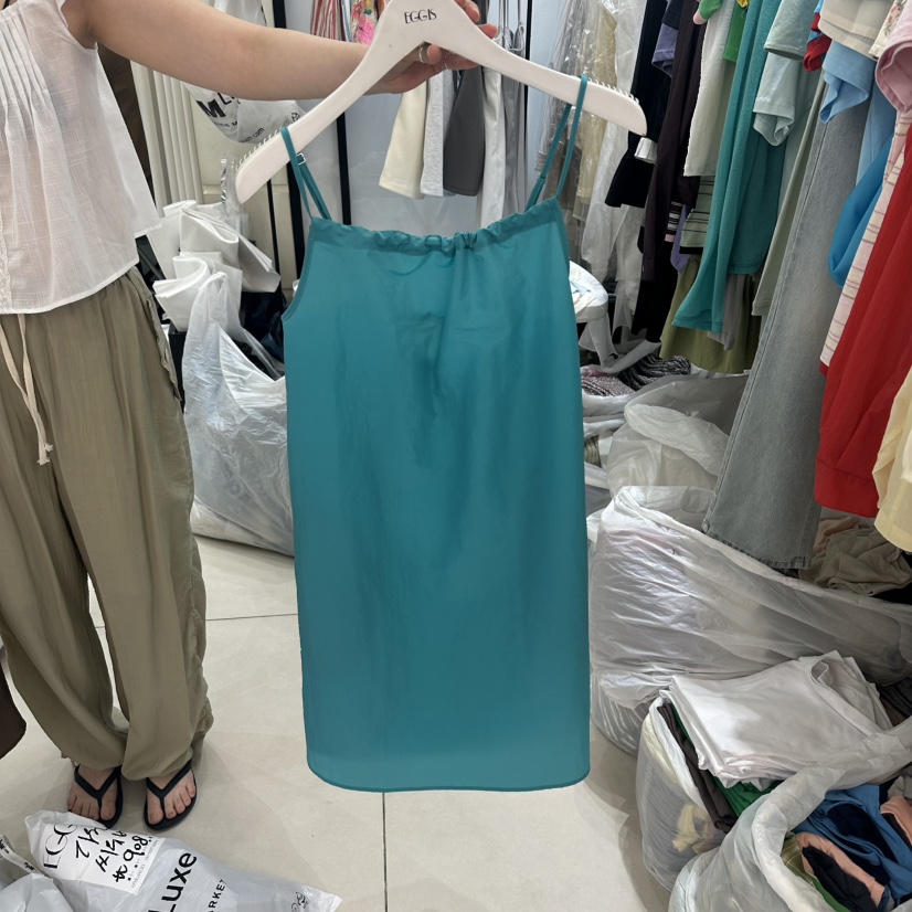 EGG IS韓國東大門直郵女裝新款人氣推薦26春夏時尚連衣裙EGG IS連衣裙圖色2