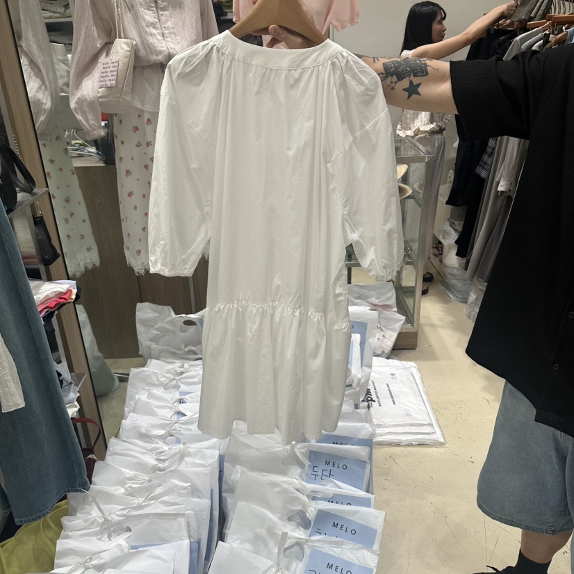 MELO韓國直郵女士新款人氣休閑時尚職業熱賣推薦26春夏連衣裙MELO連衣裙