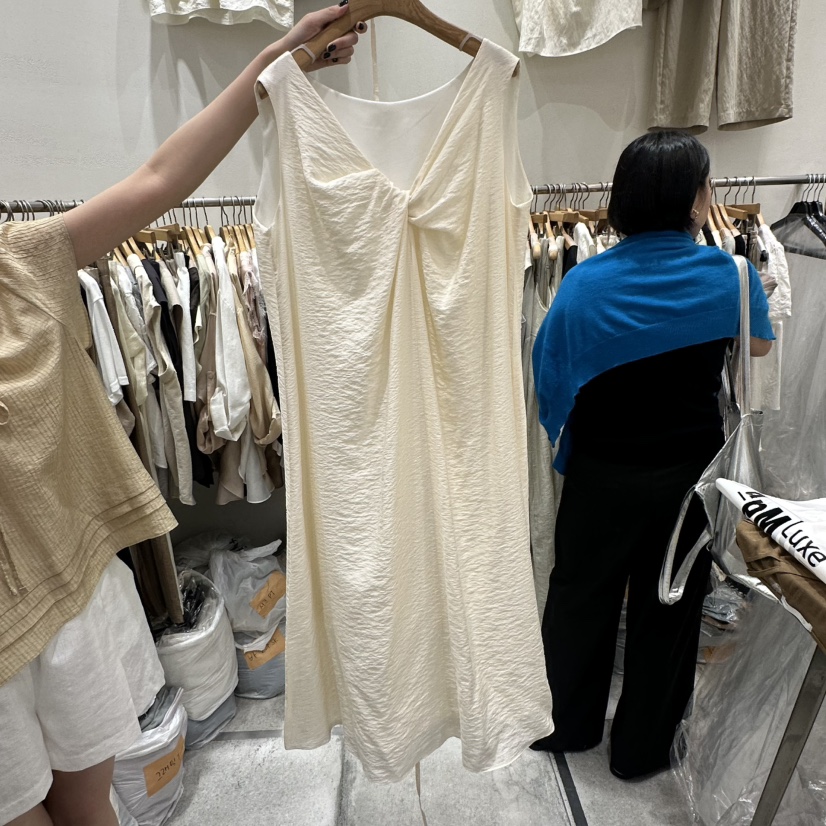 G.I-L韓國東大門直郵女士新品休閑推薦職業26夏季連衣裙含繩G.I-L連衣裙圖色1