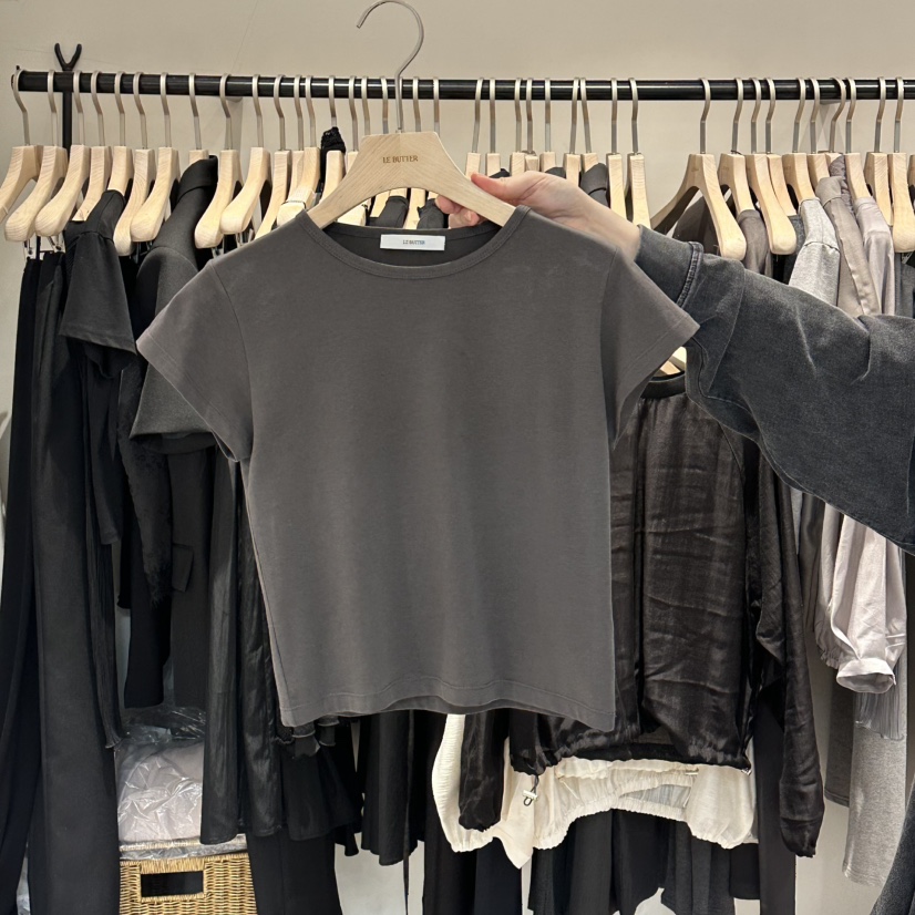 LE BUTTER韓國東大門代購女士新品時尚26夏季26春夏推薦T恤LE BUTTERT恤圖色2