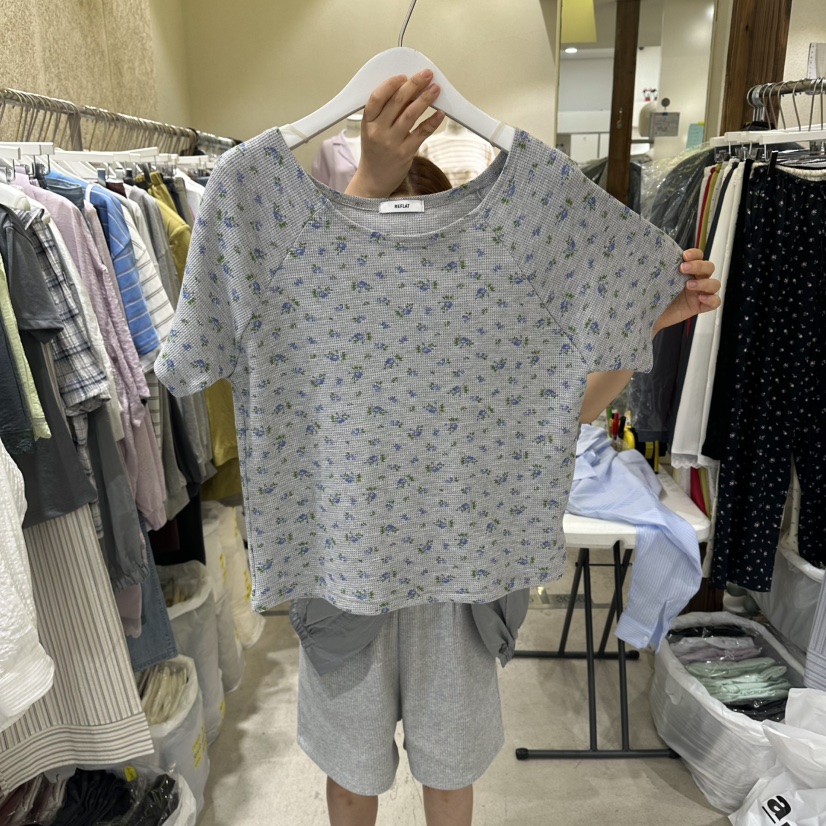 REFLAT韓國直郵女裝新品26春夏休閑職業26夏季熱賣人氣T恤REFLATT恤圖色2