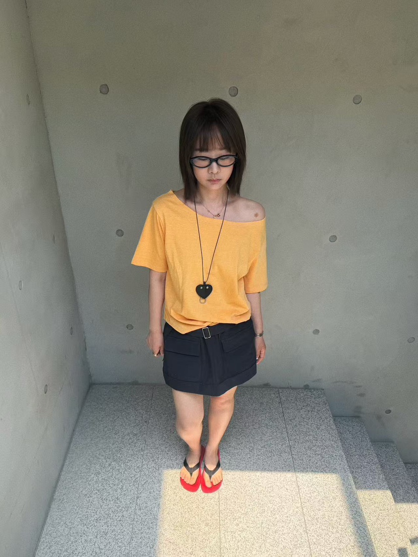 OLI SEOUL韓國直郵實拍女士新款職業時尚休閑熱賣人氣T恤OLI SEOULT恤