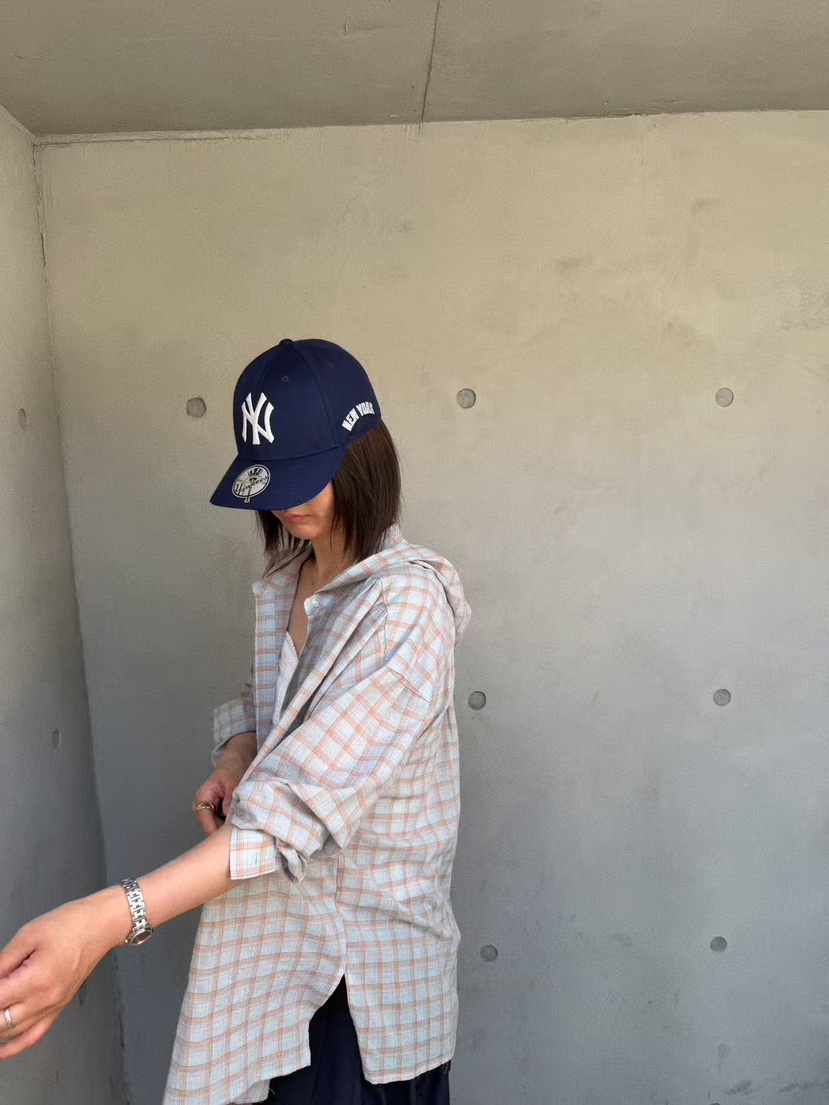 OLI SEOUL韓國東大門直郵女士新款推薦襯衫蕾絲衫連帽衫OLI SEOUL襯衫/蕾絲衫