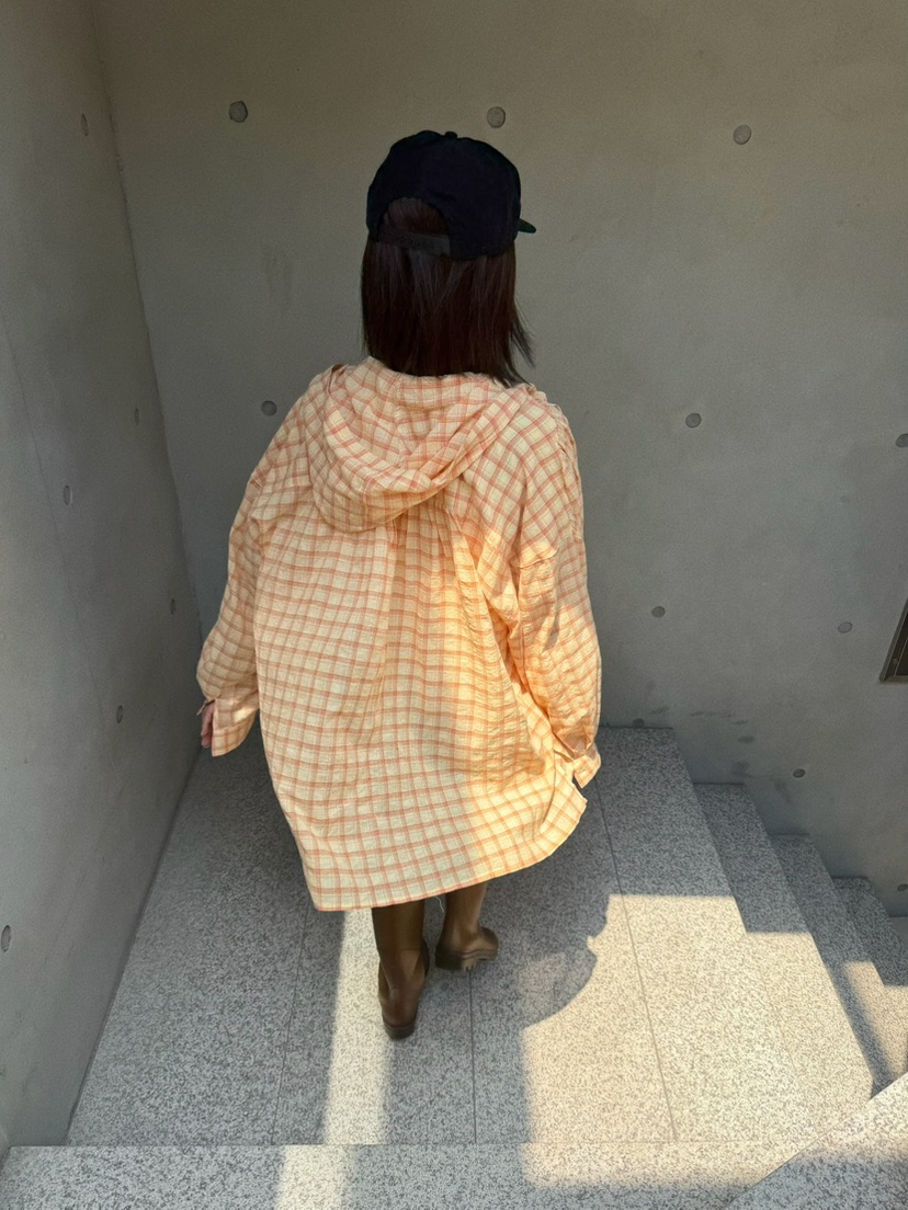 OLI SEOUL韓國東大門直郵女士新款推薦襯衫蕾絲衫連帽衫OLI SEOUL襯衫/蕾絲衫