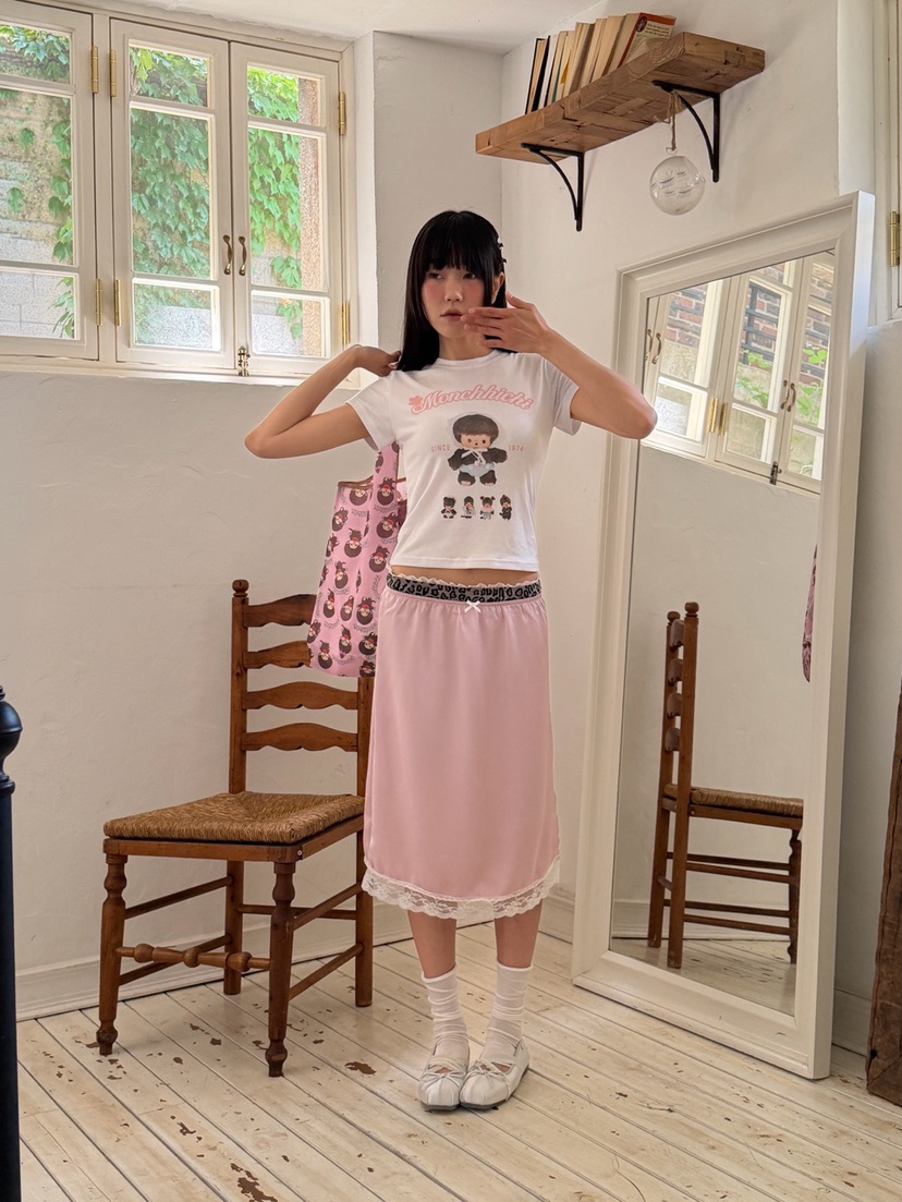 MORE THAN-P東大門實拍韓國女裝新品26春夏半身裙中短裙緞面MORE THAN半身裙/中短裙