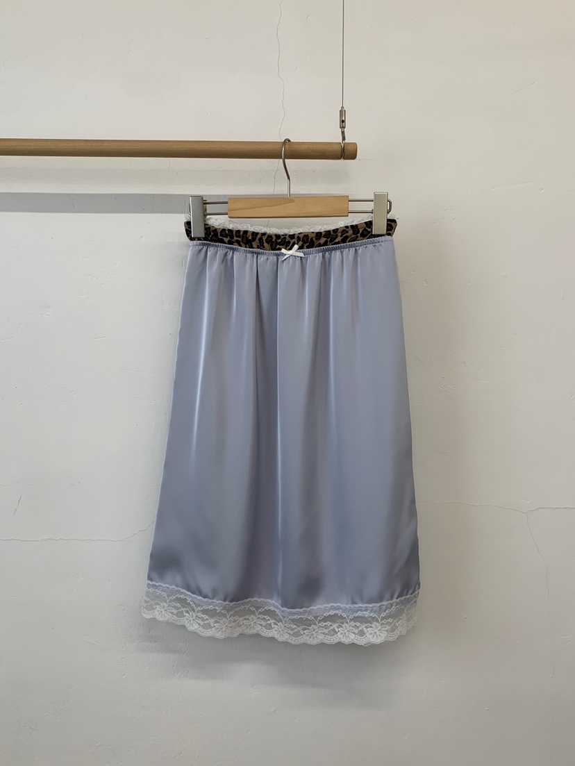 MORE THAN-P東大門實拍韓國女裝新品26春夏半身裙中短裙緞面MORE THAN半身裙/中短裙圖色2