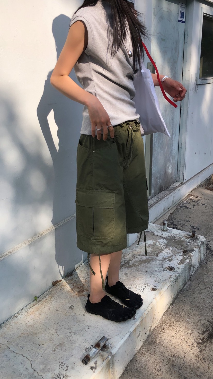 OVER RICH韓國東大門直郵女裝新款推薦休閑26春夏短褲孔眼OVER RICH短褲