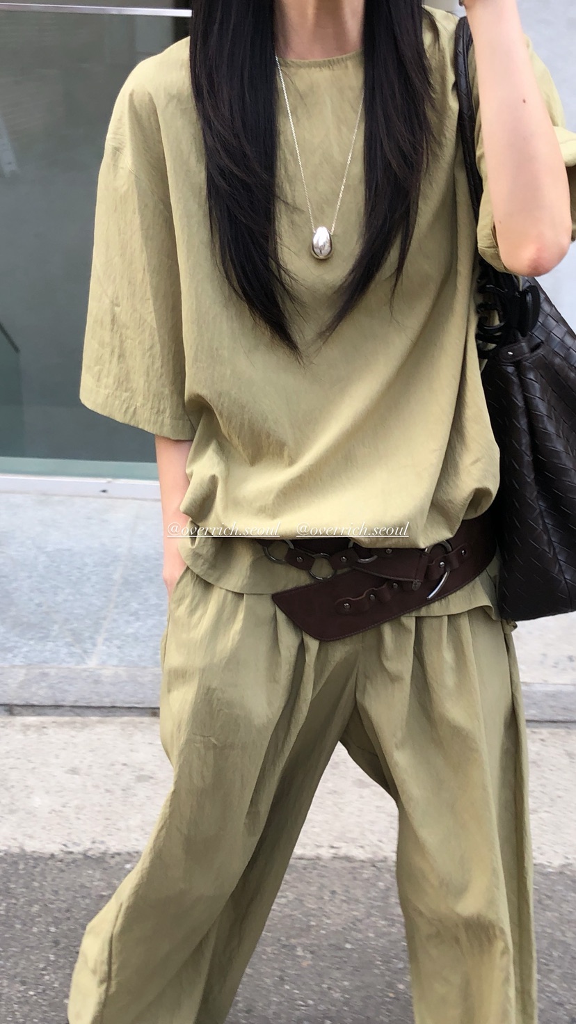 OVER RICH韓國東大門直郵女裝新品職業26春夏襯衫蕾絲衫OVER RICH襯衫/蕾絲衫