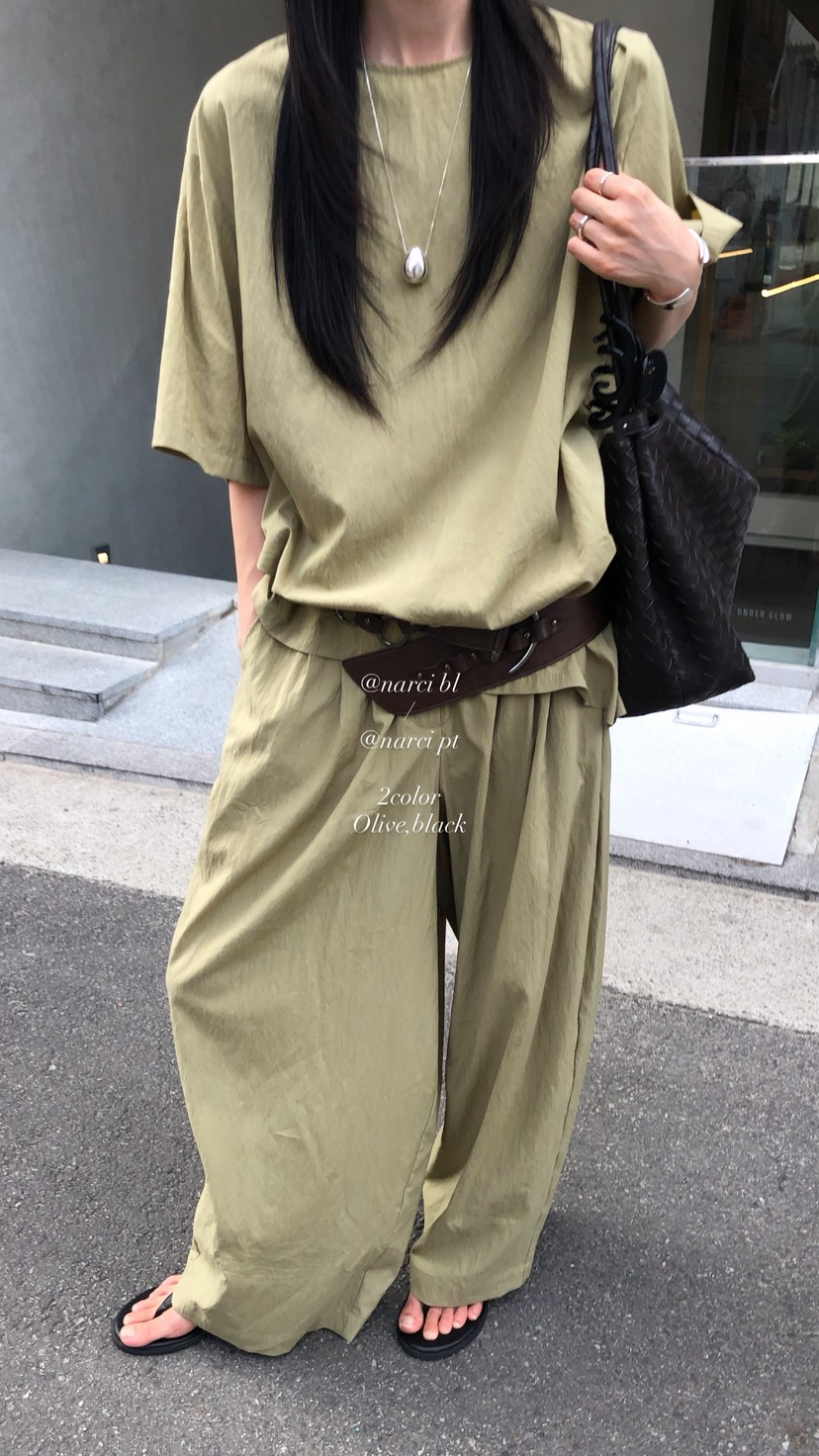 OVER RICH韓國東大門直郵女裝新品職業26春夏襯衫蕾絲衫OVER RICH襯衫/蕾絲衫
