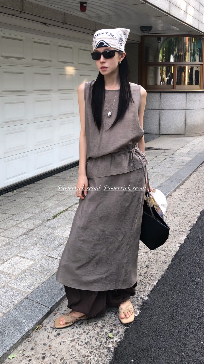 OVER RICH東大門實拍韓國女士新品26春夏職業26夏季連衣裙OVER RICH連衣裙