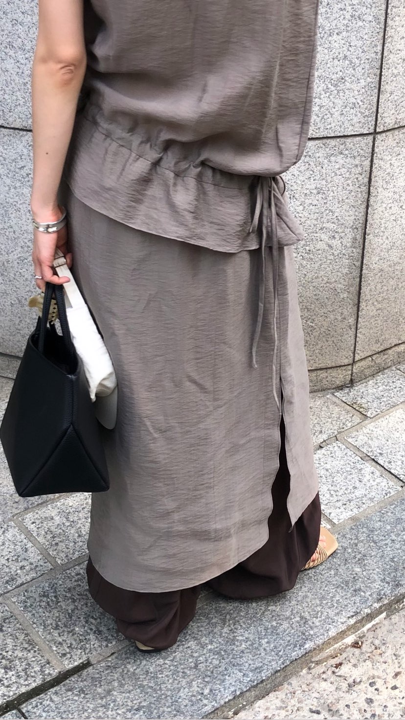 OVER RICH東大門實拍韓國女士新品26春夏職業26夏季連衣裙OVER RICH連衣裙