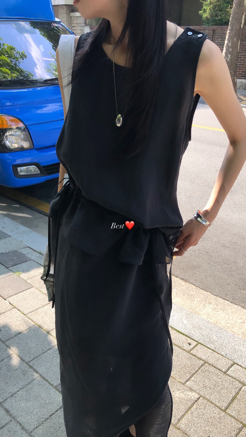 OVER RICH東大門實拍韓國女士新品26春夏職業26夏季連衣裙OVER RICH連衣裙