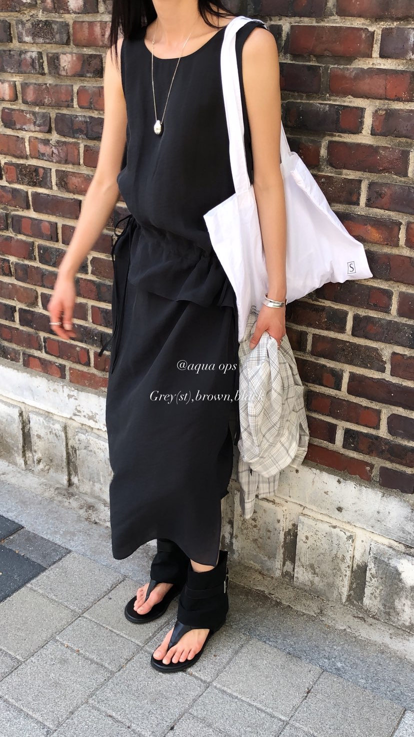 OVER RICH東大門實拍韓國女士新品26春夏職業26夏季連衣裙OVER RICH連衣裙