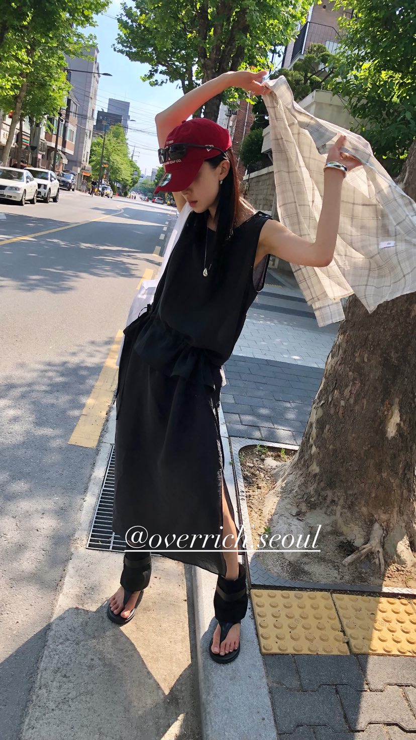 OVER RICH東大門實拍韓國女士新品26春夏職業26夏季連衣裙OVER RICH連衣裙