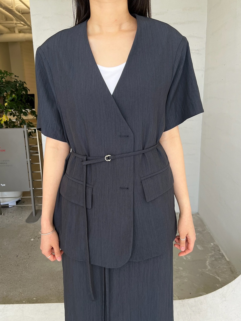 URBANE cloth韓國直郵女裝新款時尚人氣熱賣26春夏夾克含繩URBANE cloth夾克