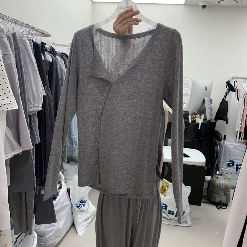 SOLD OUT東大門實拍韓國女裝新款職業推薦熱賣長袖T恤開衫SOLD OUT長袖T恤圖色2