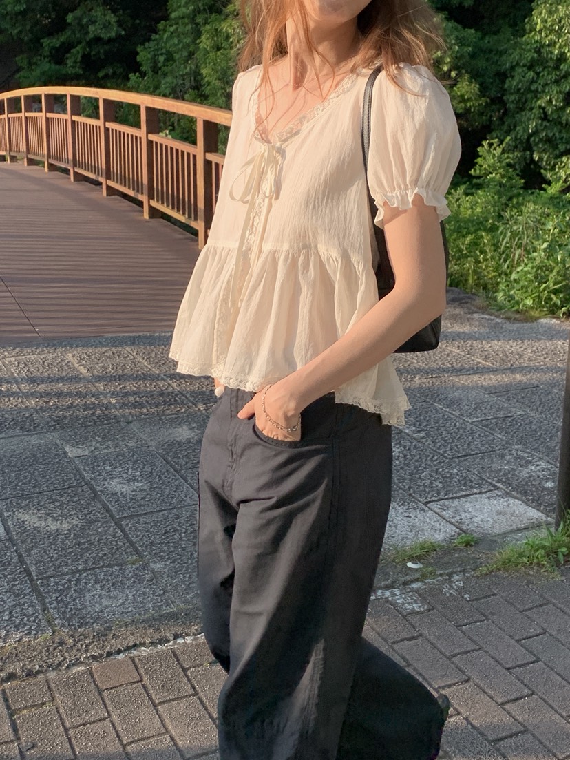LONG PEAK東大門實拍韓國女裝新款休閑人氣推薦襯衫蕾絲衫LONG PEAK襯衫/蕾絲衫