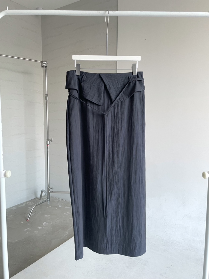 URBANE cloth韓國代購女士新款時尚26夏季人氣26春夏長裙含繩URBANE cloth長裙圖色2