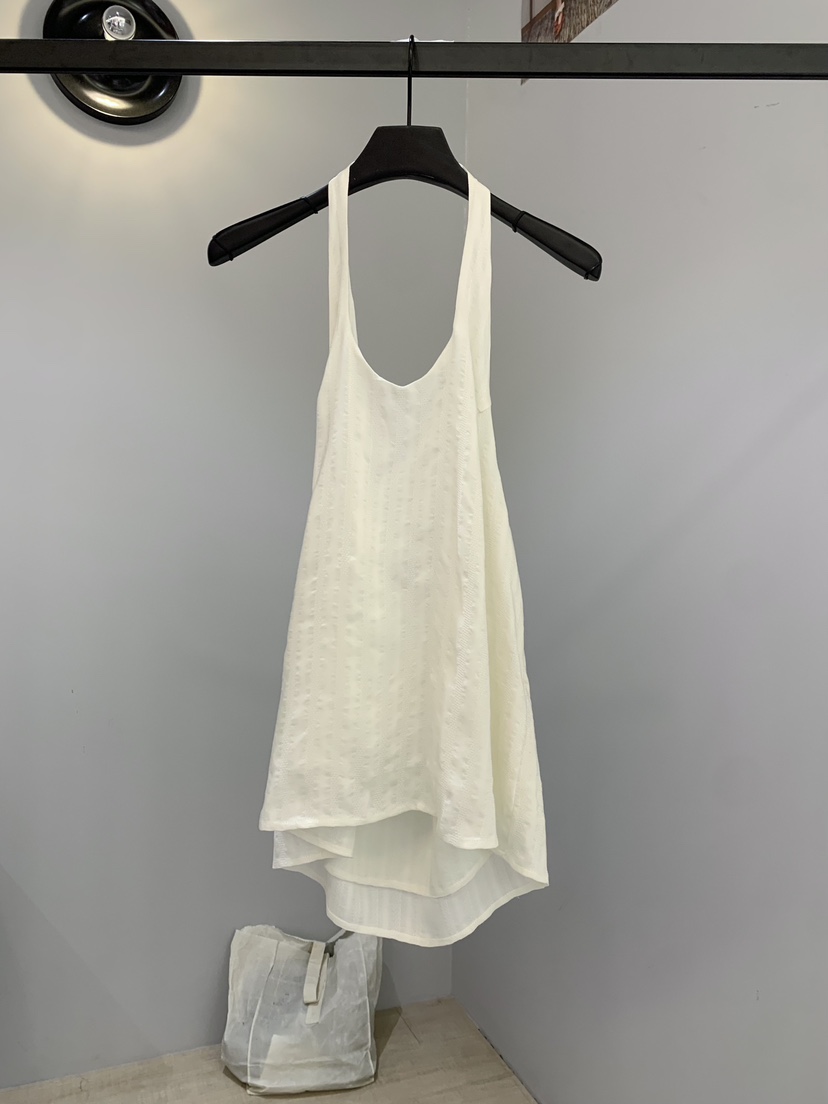 SOFTNESS韓國直郵實拍女裝新款26春夏26夏季吊帶背心提花Softness/Cosmic吊帶/背心圖色1