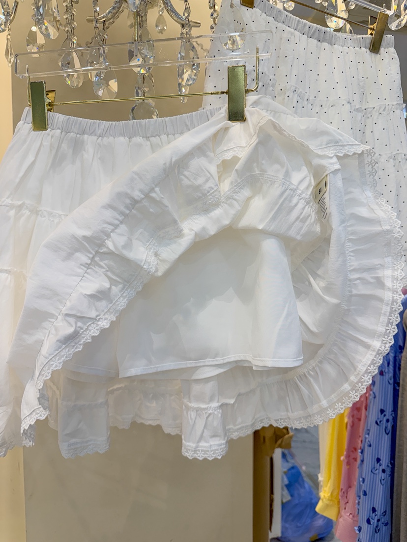 81 MARKET-L東大門實拍韓國女裝新品推薦熱賣休閑人氣短裙81 MARKET-L短裙