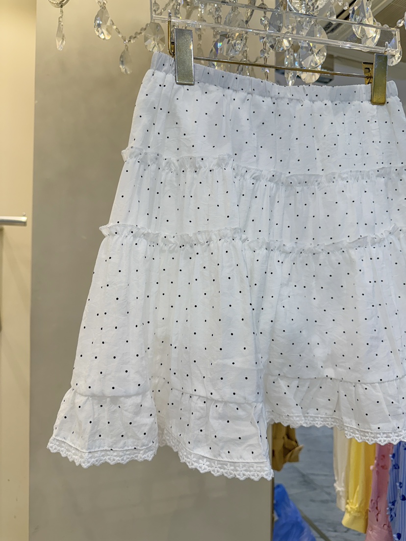 81 MARKET-L東大門實拍韓國女裝新品推薦熱賣休閑人氣短裙81 MARKET-L短裙