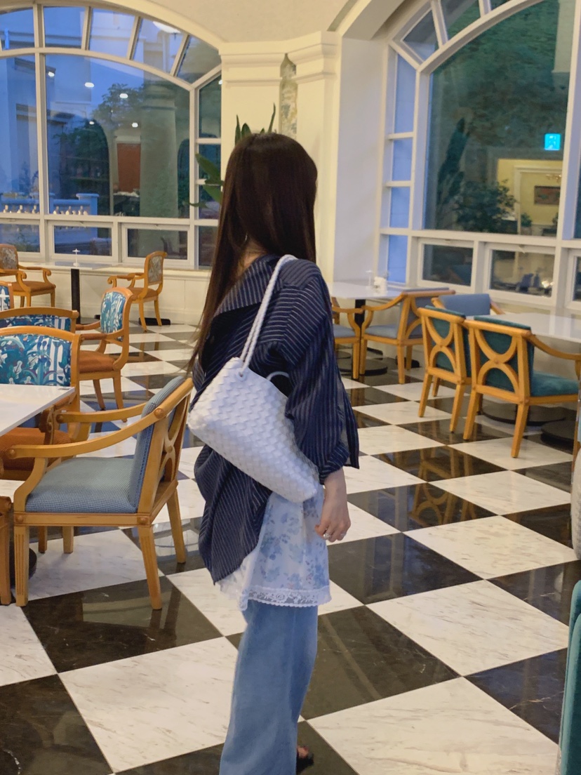 LA CREME韓國直郵女裝新款26春夏時尚休閑職業襯衫蕾絲衫LA CREME襯衫/蕾絲衫