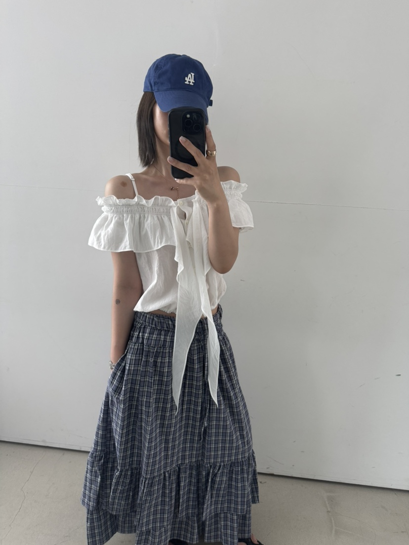OLI SEOUL韓國東大門直郵女士新品熱賣時尚推薦襯衫蕾絲衫OLI SEOUL襯衫/蕾絲衫