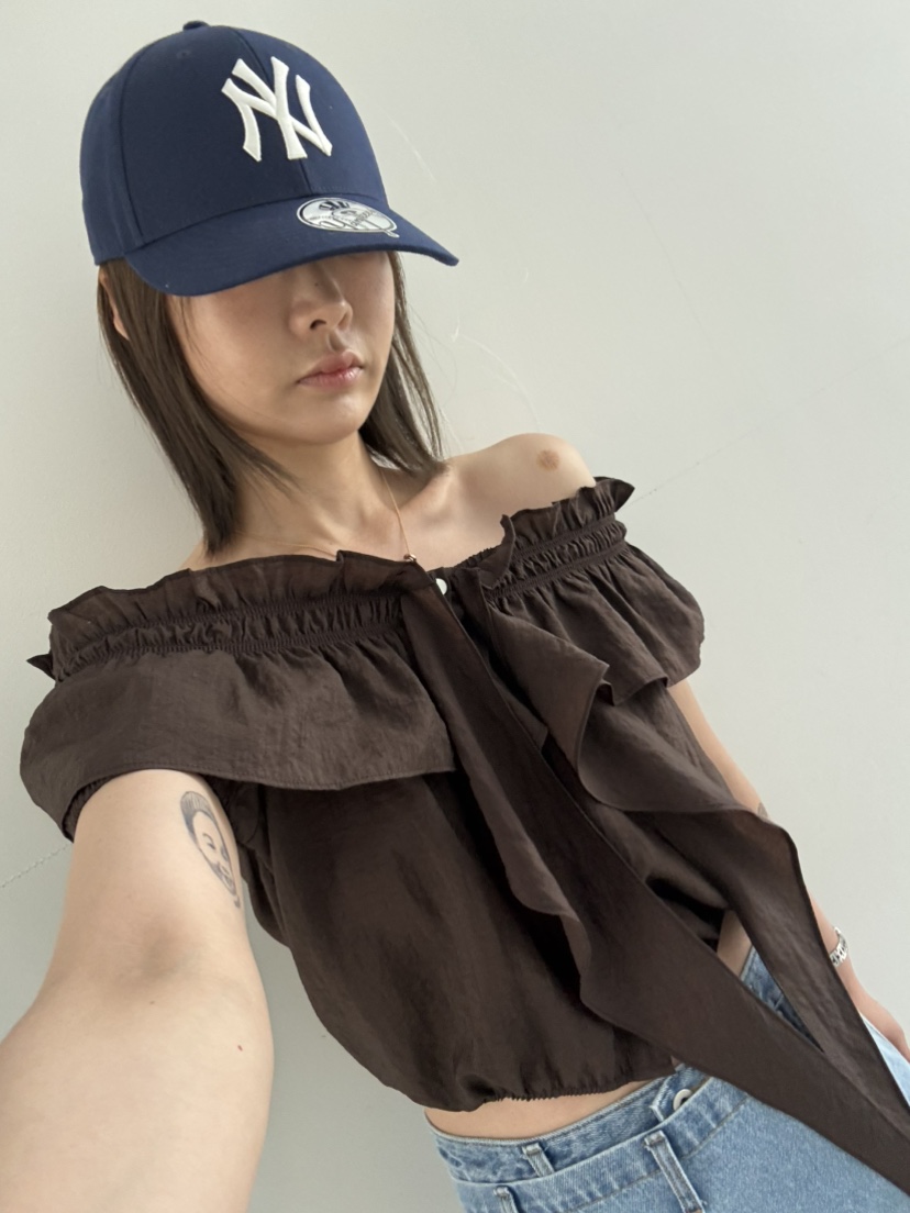 OLI SEOUL韓國東大門直郵女士新品熱賣時尚推薦襯衫蕾絲衫OLI SEOUL襯衫/蕾絲衫