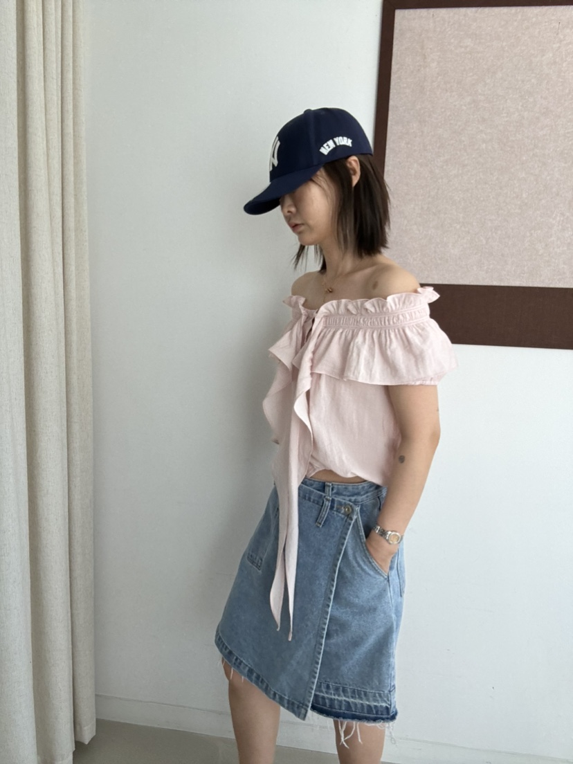 OLI SEOUL韓國東大門直郵女士新品熱賣時尚推薦襯衫蕾絲衫OLI SEOUL襯衫/蕾絲衫