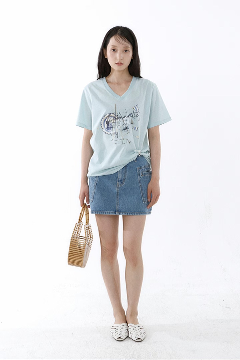 GENTLE B/LOVENTINA韓國代購女士新品職業熱賣時尚T恤V領GENTLE B/LOVENTINAT恤