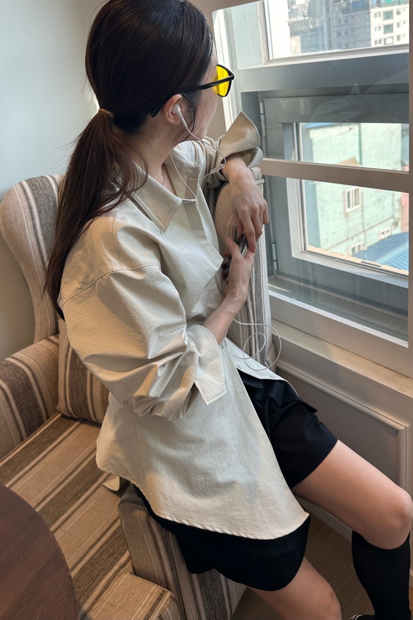 GENTLE B/LOVENTINA韓國東大門直郵女裝新款熱賣襯衫蕾絲衫GENTLE B/LOVENTINA襯衫/蕾絲衫