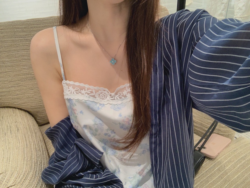 LA CREME韓國東大門代購女裝新品推薦熱賣時尚人氣連衣裙LA CREME連衣裙