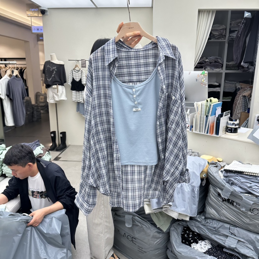 I MFACT東大門實拍韓國女士新品熱賣襯衫蕾絲衫不含內搭格子紗布I MFACT襯衫/蕾絲衫圖色2