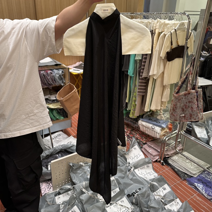 EEE韓國直郵女士新款職業熱賣26夏季人氣推薦26春夏吊帶背心EEE吊帶/背心圖色2