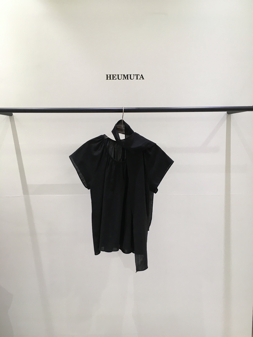 HEUMUTA韓國直郵女裝新品推薦時尚人氣襯衫蕾絲衫褶皺圍巾HEUMUTA襯衫/蕾絲衫圖色2