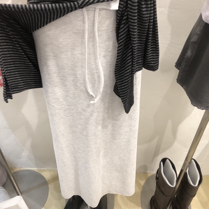 MUNSELL東大門實拍韓國女裝新品熱賣26春夏推薦時尚休閑長裙MUNSELL長裙圖色2