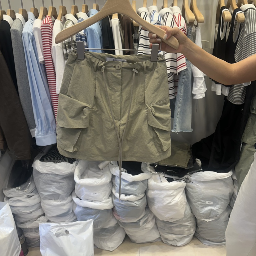 Q C韓國直郵實拍女裝新品熱賣職業26夏季人氣26春夏短裙工裝Republlc of qc短裙圖色2