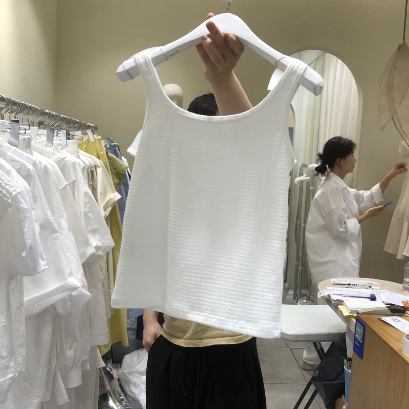 BROCCOLISALAD韓國直郵女裝新款推薦26夏季職業人氣吊帶背心BROCCOLISALAD吊帶/背心