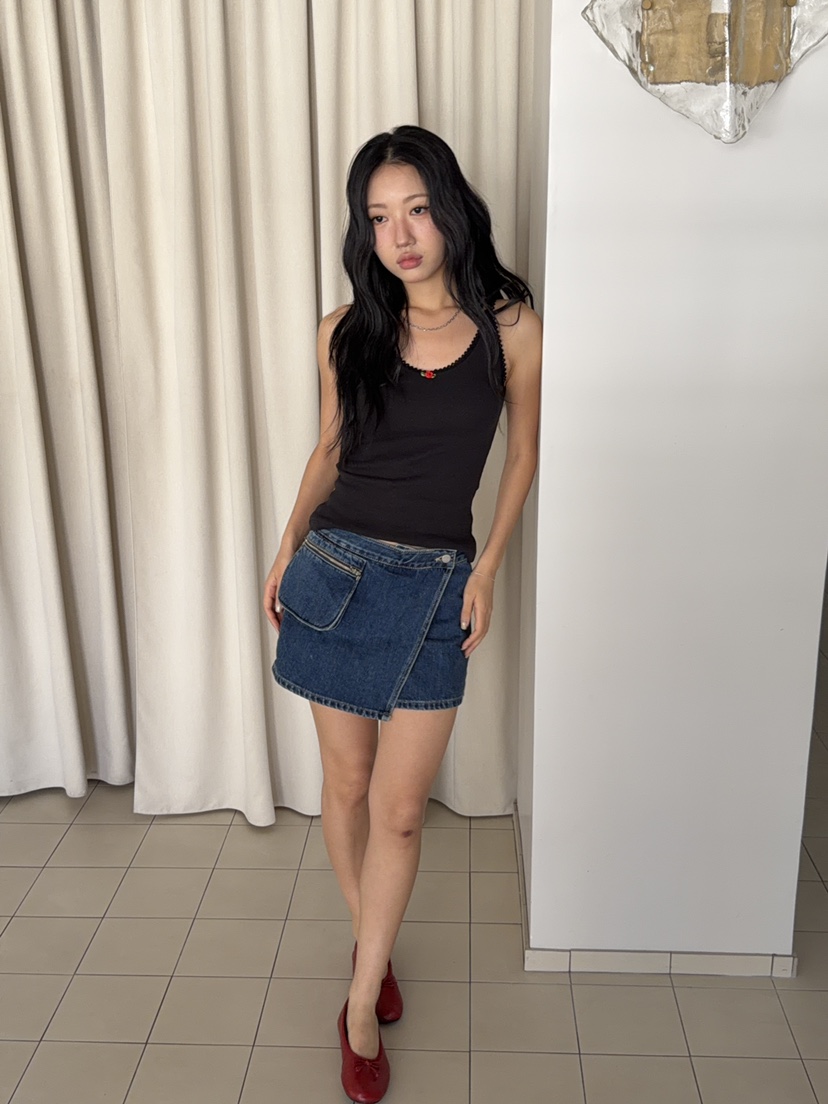 SUNDER MARKET東大門實拍韓國女裝新款26春夏職業吊帶背心SUNDER MARKET吊帶/背心