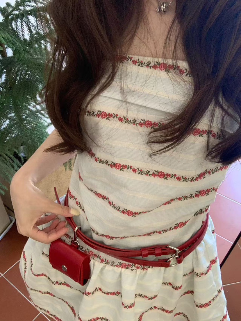 MOVENNE韓國直郵實拍女裝新品休閑職業26夏季時尚人氣連衣裙MOVENNE連衣裙